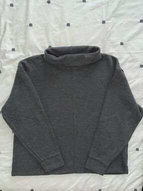 Uniqlo Soft Knitted Fleece Ribbed Long Sleeve Top